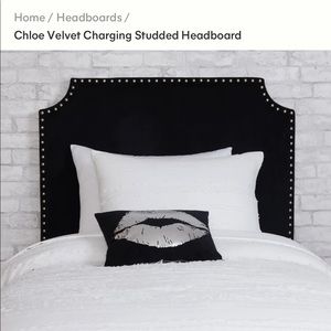 COPY - Dormify charging headboard black